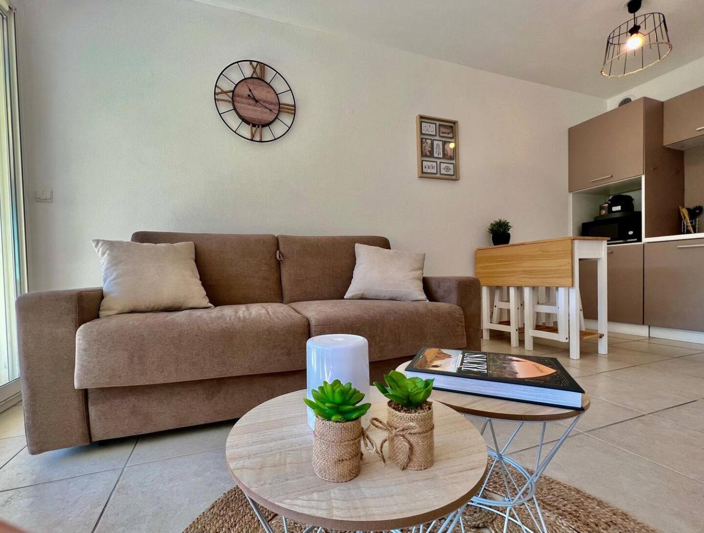Quiet Studio Swimming Pool Roquebrune מראה חיצוני תמונה