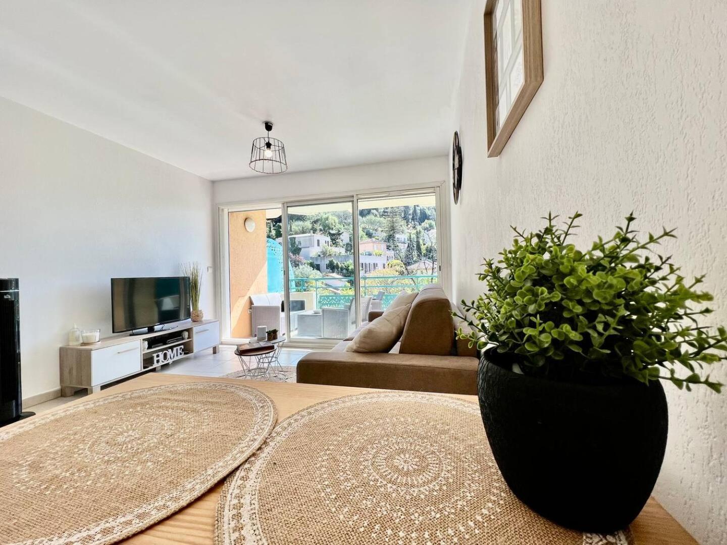 Quiet Studio Swimming Pool Roquebrune מראה חיצוני תמונה